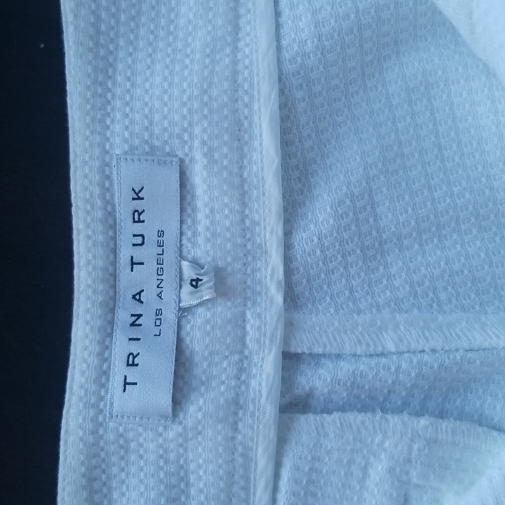 Trina Turk Shorts Side Croched - Picture 5 of 8